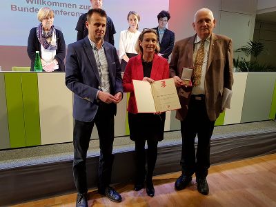 Otto-Bauer-Plakette Otto-Bauer-Plakette