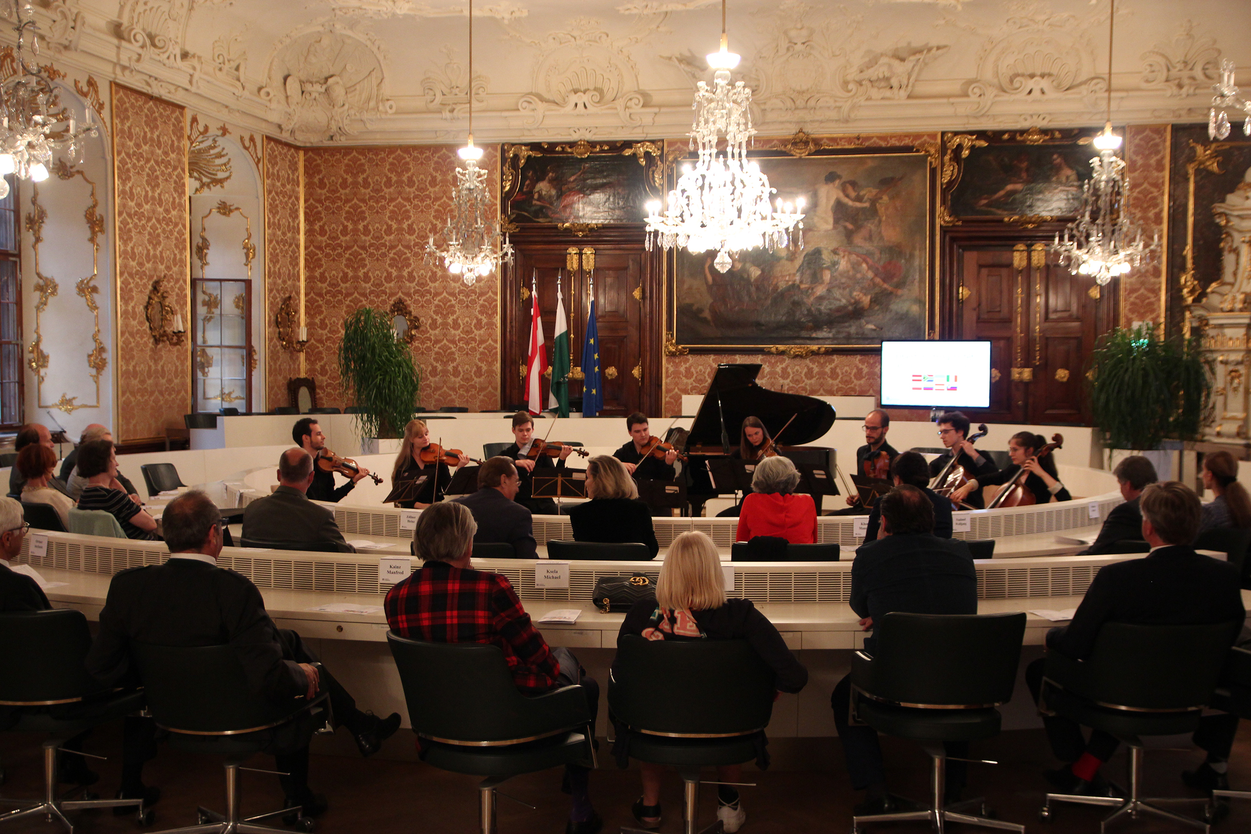 Konzert im Landhaus.jpg Konzert im Landhaus.jpg