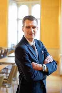 Portraitfoto Mag. Christian Moser