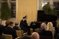 Dr. Clemens Klug mit Markus Koropp- Zur Feier des Josefitags: Steirischer Liederabend im Rittersaal 