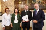 Überreichung der Wartinger Medaille an Dr. Michael Offenbacher
