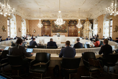 Sondersitzung am 7.4.2020 © Scheriau Sondersitzung am 7.4.2020 © Scheriau