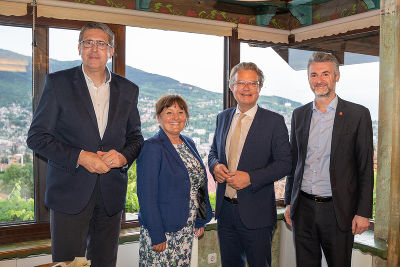 Samir Avdic (Sport- und Kulturminister des Kanton Sarajevo), LT-Präs. Khom, LR Drexler, Edin Forto (Premierminister des Kanton Sarajevo) © LandStmk/Majcan Samir Avdic (Sport- und Kulturminister des Kanton Sarajevo), LT-Präs. Khom, LR Drexler, Edin Forto (Premierminister des Kanton Sarajevo)