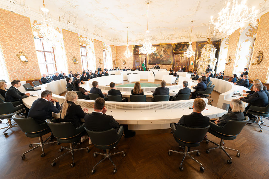 Parteiübergreifende Solidarität - Gedenksitzung im Landtag